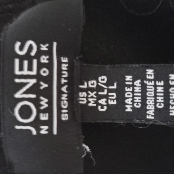 Black and white sweater - Picture 5 of 5